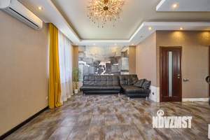 Дом 130м&sup2;, 2-этажный, участок 7 сот.  