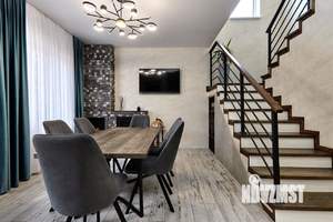 Дом 125м&sup2;, 2-этажный, участок 4 сот.  