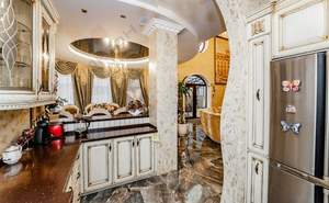 Дом 254м&sup2;, 2-этажный, участок 7 сот.  