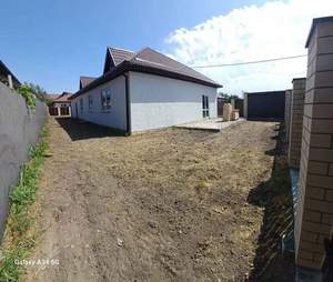 Дом 175м&sup2;, 1-этажный, участок 6 сот.  