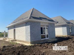 Дом 98м&sup2;, 2-этажный, участок 3 сот.  