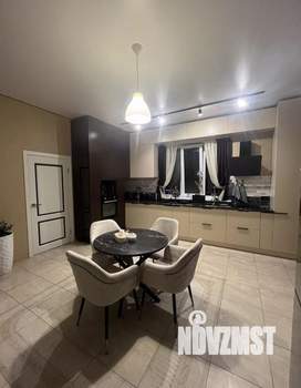 Дом 205м&sup2;, 2-этажный, участок 6 сот.  