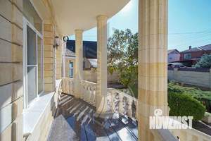 Дом 351м&sup2;, 3-этажный, участок 10 сот.  