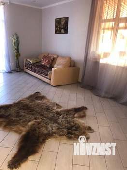 Дом 156м&sup2;, 2-этажный, участок 6 сот.  