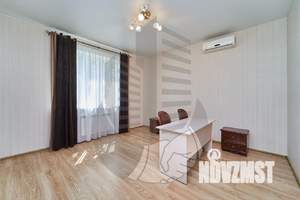 Дом 270м², 2-этажный, участок 9 сот.  