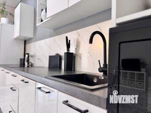 Дом 145м&sup2;, 2-этажный, участок 3 сот.  