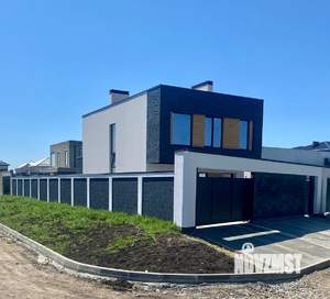 Дом 200м&sup2;, 2-этажный, участок 5 сот.  