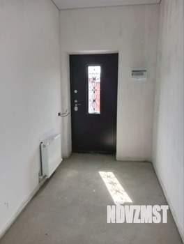 Дом 105м&sup2;, 1-этажный, участок 5 сот.  