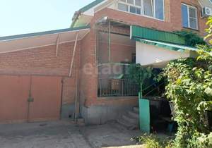 Дом 220м², 2-этажный, участок 10 сот.  