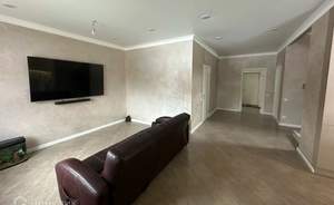 Дом 183м&sup2;, 2-этажный, участок 10 сот.  