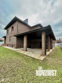 Дом 380м&sup2;, 3-этажный, участок 10 сот.  