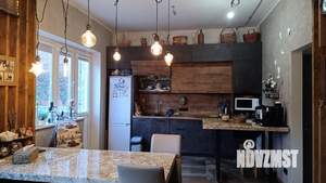 Дом 772м&sup2;, 4-этажный, участок 3 сот.  