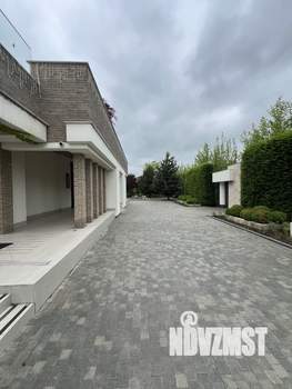 Дом 1230м², 1-этажный, участок 85 сот.  