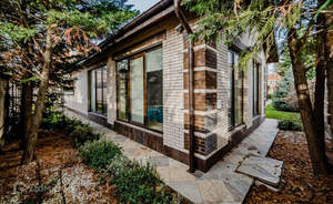 Дом 375м&sup2;, 2-этажный, участок 8 сот.  