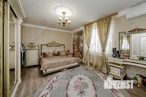 Дом 164м², 2-этажный, участок 4 сот.  