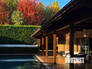 Коттедж 443м&sup2;, 3-этажный, участок 20 сот.  