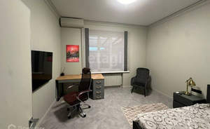 Дом 220м&sup2;, 2-этажный, участок 6 сот.  