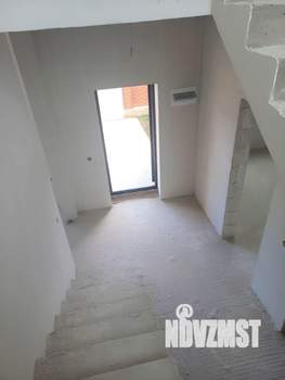 Дом 140м², 2-этажный, участок 3 сот.  