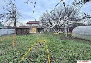 Дом 100м&sup2;, 2-этажный, участок 6 сот.  