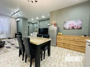 Таунхаус 130м², 2-этажный, участок 3 сот.  
