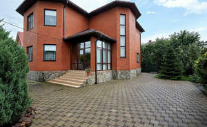 Дом 217м&sup2;, 2-этажный, участок 6 сот.  