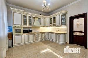 Дом 280м&sup2;, 2-этажный, участок 5 сот.  