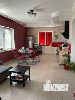 Дом 190м&sup2;, 2-этажный, участок 8 сот.  