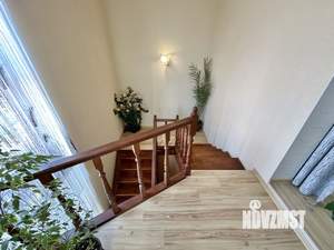 Дом 229м&sup2;, 2-этажный, участок 6 сот.  