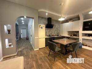 Дом 94м&sup2;, 2-этажный, участок 4 сот.  