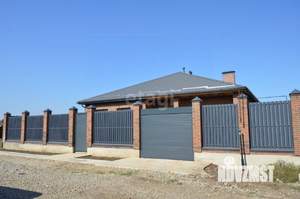 Дом 196м², 1-этажный, участок 6 сот.  