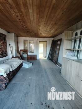 Дом 140м², 3-этажный, участок 6 сот.  