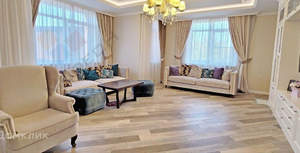 Дом 337м&sup2;, 4-этажный, участок 16 сот.  