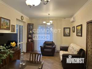 Дом 137м&sup2;, 2-этажный, участок 4 сот.  