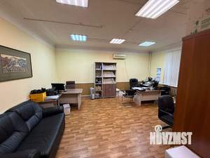 Дом 424м², 2-этажный, участок 6 сот.  