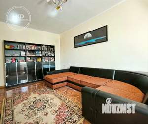 Дом 172м&sup2;, 2-этажный, участок 8 сот.  