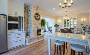 Дом 274м&sup2;, 2-этажный, участок 8 сот.  