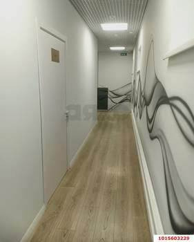 Дом 215м&sup2;, 2-этажный, участок 5 сот.  