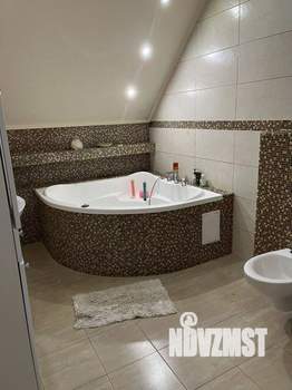 Дом 140м&sup2;, 2-этажный, участок 4 сот.  