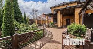 Дом 342м&sup2;, 2-этажный, участок 8 сот.  