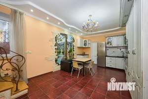 Дом 130м&sup2;, 1-этажный, участок 3 сот.  