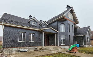 Дом 733м&sup2;, 3-этажный, участок 12 сот.  