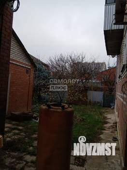 Дом 200м&sup2;, 2-этажный, участок 5 сот.  