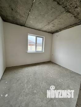 Дом 140м&sup2;, 2-этажный, участок 3 сот.  