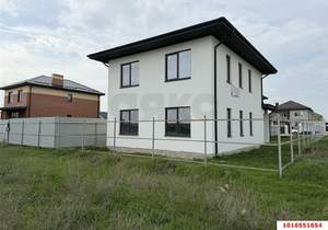 Дом 168м&sup2;, 2-этажный, участок 4 сот.  