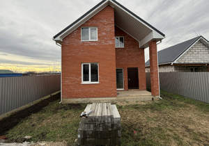 Дом 127м&sup2;, 2-этажный, участок 4 сот.  