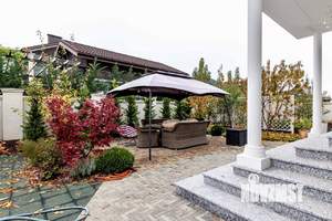 Дом 410м&sup2;, 2-этажный, участок 14 сот.  