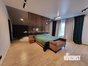 Дом 228м², 2-этажный, участок 4 сот.  