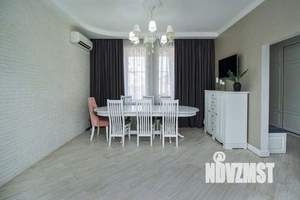 Дом 154м², 2-этажный, участок 5 сот.  