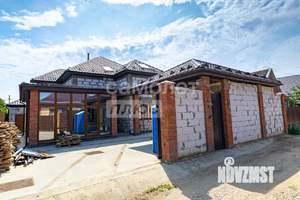 Дом 200м&sup2;, 2-этажный, участок 4 сот.  