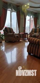 Дом 350м², 2-этажный, участок 7 сот.  